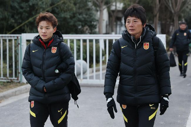 CCTV6 VIP影院 全部 电影 电视剧 影人 视频 图片 新闻 更新时间 所有 1小时内 今日内 1周内 1个月内 从资讯频道搜索 结果 56749 条 李幼斌阔别多年回归，这片后劲好足！