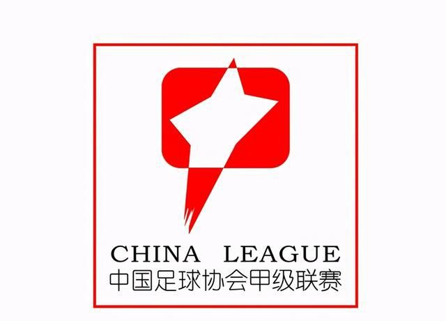 虽 范冰冰红裙“冻人”迎新 任达华、琦琦热吻秀爱 2014-01-02 四川省成都市，2013年最后一天，范冰冰、李治廷、任达华等众明星出席某商场举办的跨年活动。