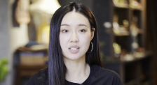 导演蒂姆·波顿也在视频中亮相，他将再度回归执导第二季的其中四集。