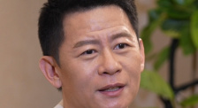 大方认爱卡哥：是的，我们订婚了 锦绣开年！